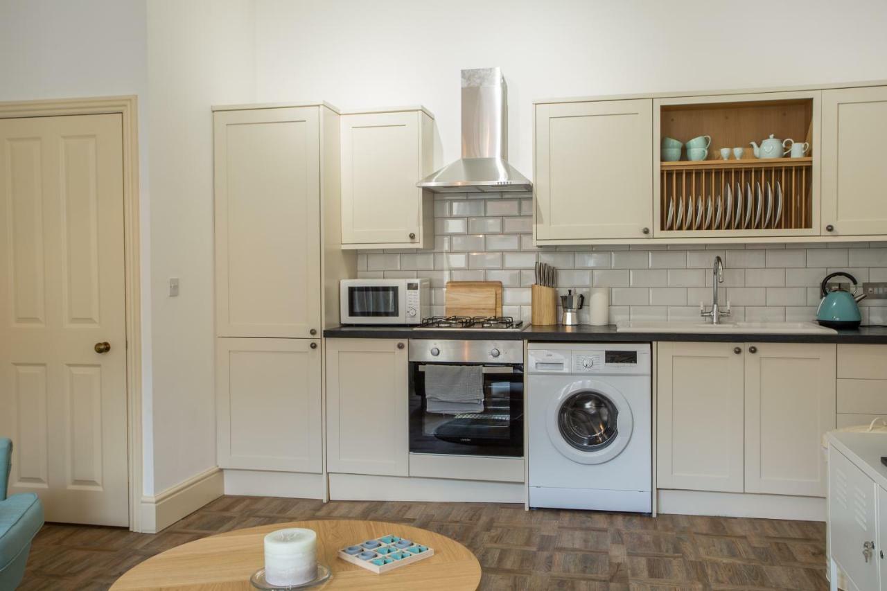 Stylish Apartment Close To Gloucester Quays & Docks المظهر الخارجي الصورة