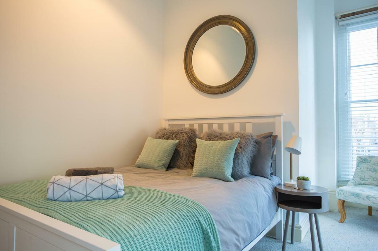 Stylish Apartment Close To Gloucester Quays & Docks المظهر الخارجي الصورة