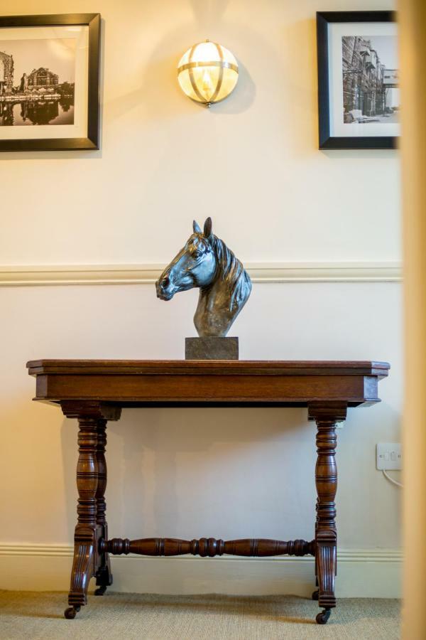 Stylish Apartment Close To Gloucester Quays & Docks المظهر الخارجي الصورة