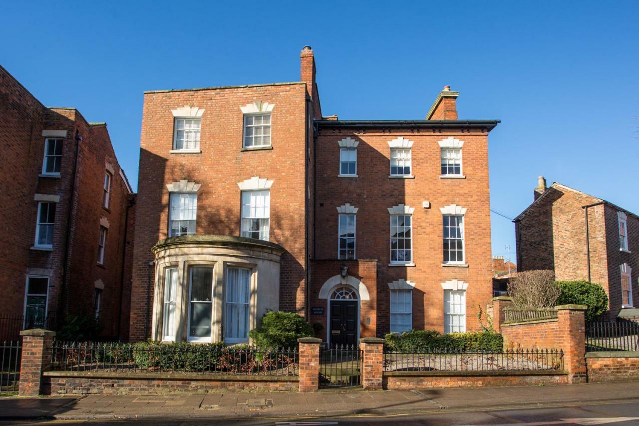 Stylish Apartment Close To Gloucester Quays & Docks المظهر الخارجي الصورة